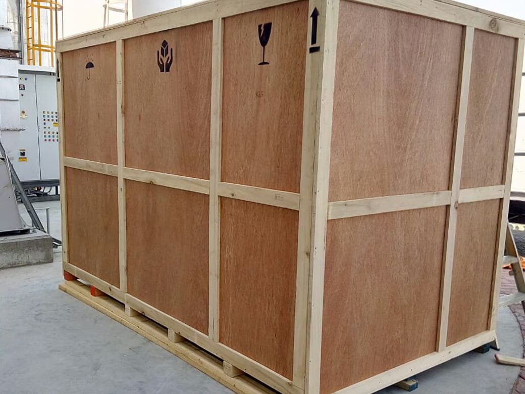 Large-Format Industrial Machinery Transport Crate